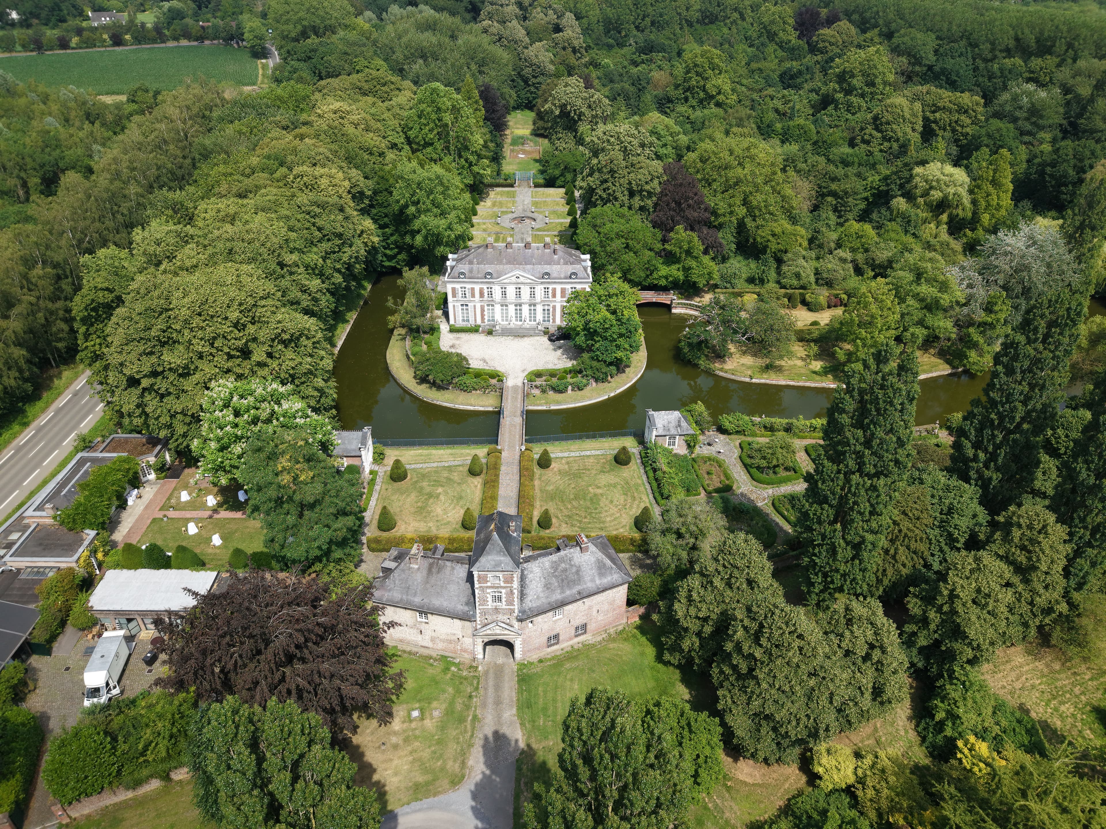 Mariages — prise de vue drone Pas-de-Calais (62) — daria chateau manoir jardins vert bois